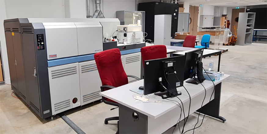 Instrument national : MC-ICP-MS - LGLTPE